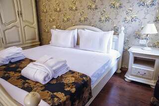 Отель Promenade Park Hotel Шымкент Улучшенный двухместный номер с 1 кроватью-2